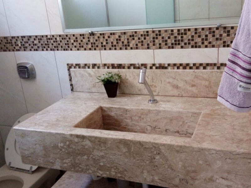 Apartamento à venda Tatuapé com 69m² e 2 quartos por R$ 410.000 - 973963707-banheiro-pia.jpeg