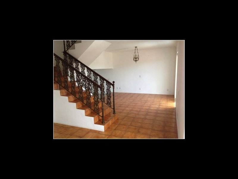 Casa à venda Jardim Salessi com 253m² e 3 quartos por R$ 750.000 - 1047305476-sala-de-estar-e-jantar.jpg