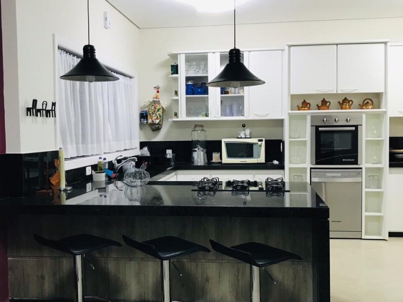 Casa à venda Condominio Jardim das Palmeiras com 350m² e 4 quartos por R$ 1.700.000 - 133000123-69eb55df-c9d9-4a2f-bdb7-a126d7374587.jpeg