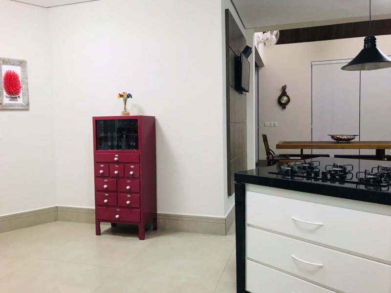 Casa à venda Condominio Jardim das Palmeiras com 350m² e 4 quartos por R$ 1.700.000 - 1761731849-7d6b5be3-d6c3-41cf-b81b-83e9d9ccddad.jpeg