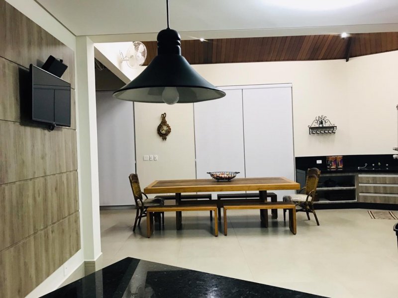 Casa à venda Condominio Jardim das Palmeiras com 350m² e 4 quartos por R$ 1.700.000 - 258709325-24af926d-5606-4a70-a36e-e4627100d303.jpeg