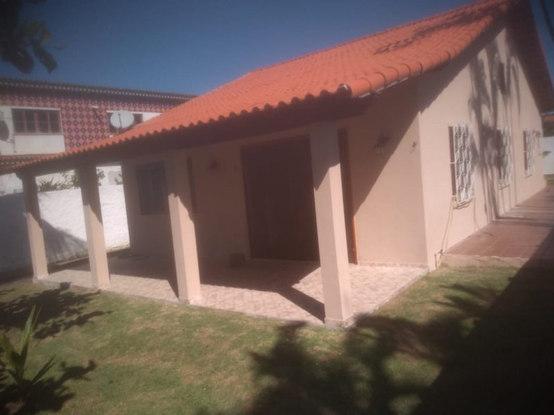 imóvel com 140m² - Coqueiral - Araruama