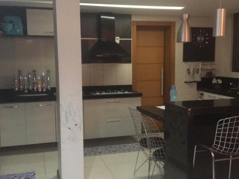 Apartamento à venda São Miguel com 218m² e 3 quartos por R$ 800.000 - 1742432852-b53f6a17-d8ce-4ded-bf63-15a9fc8c9f23.jpeg