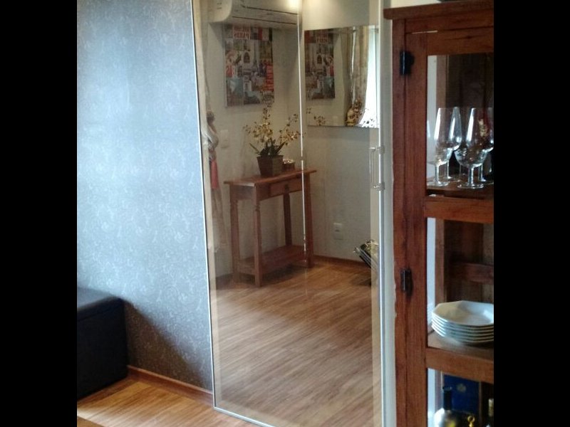 Apartamento à venda Paraíso do Morumbi com 67m² e 2 quartos por R$ 310.000 - 1725759215-apto-sala009.JPG