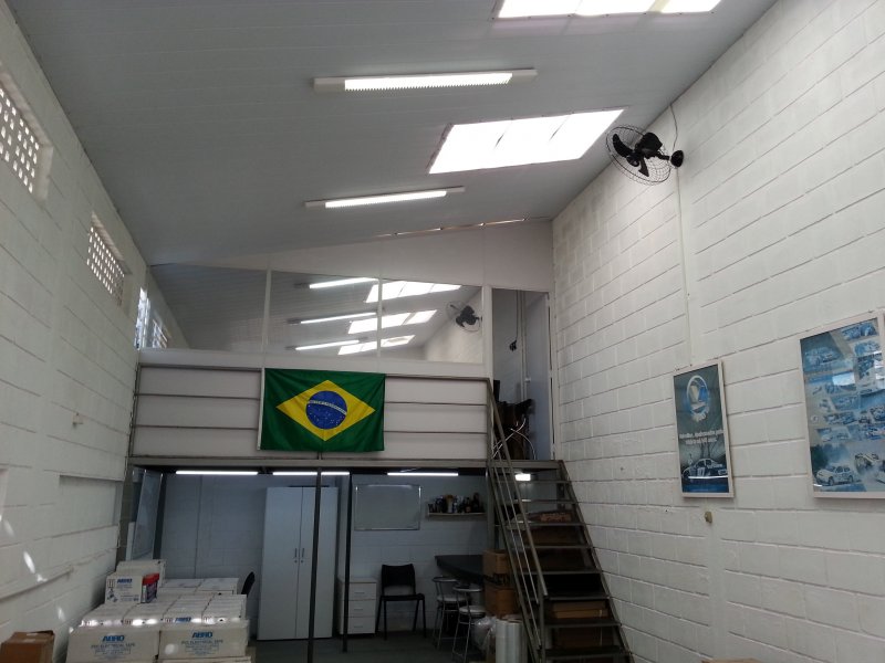 imóvel com 230m² - Ipiranga - São José
