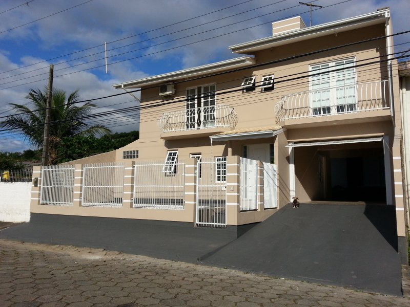 imóvel com 230m² - Ipiranga - São José