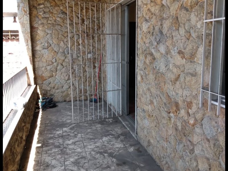 Apartamento à venda Centro com 80m² e 2 quartos por R$ 300.000 - 1239931891-varanda.jpg