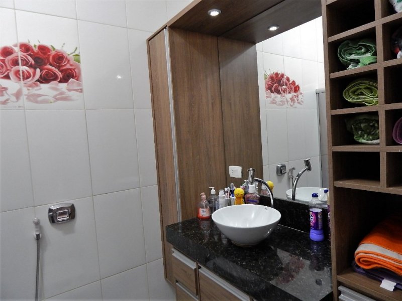 Casa à venda Residencial Monte Verde com 170m² e 3 quartos por R$ 350.000 - 2093305543-dscn3980.JPG