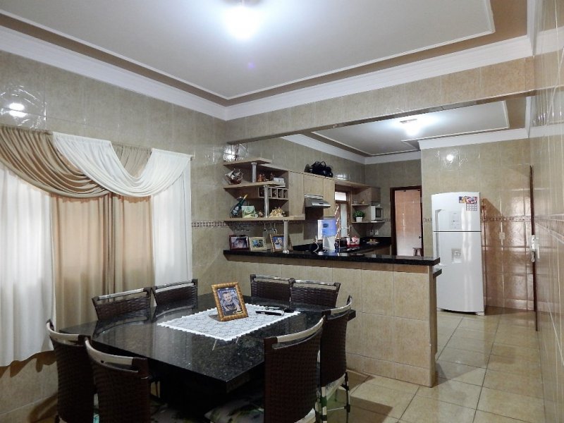 Casa à venda Residencial Monte Verde com 170m² e 3 quartos por R$ 350.000 - 965751910-dscn3965.JPG