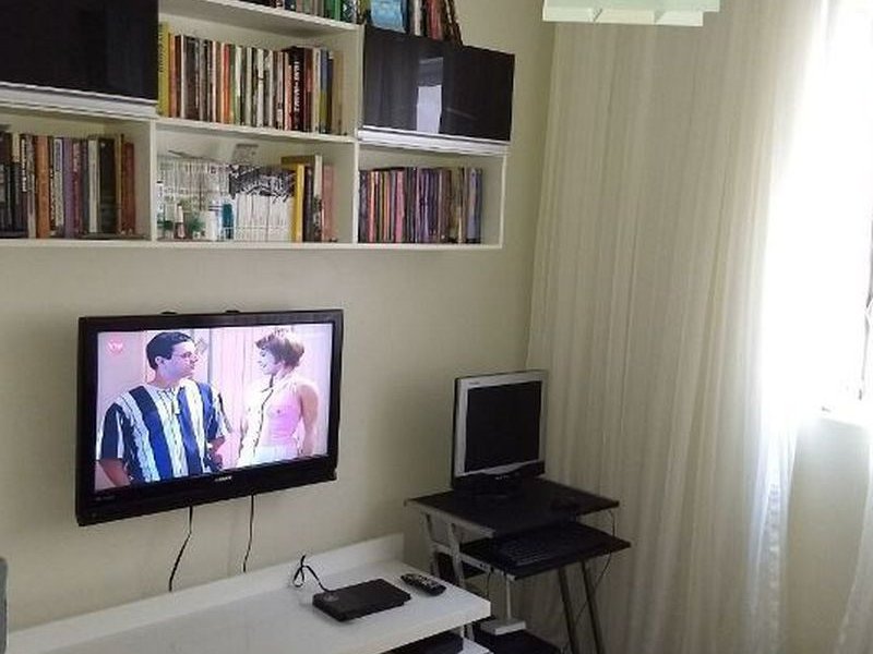 Apartamento à venda Joao Pinheiro com 105m² e 3 quartos por R$ 240.000 - 585067674-54ca597c6fbdf30c9d698811da05e088.jpg