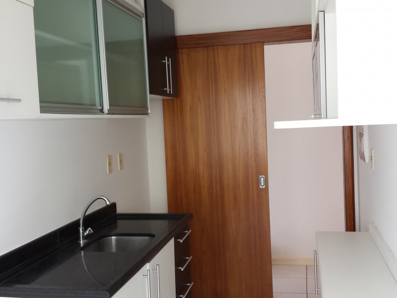 Apartamento à venda Sarandi com 56m² e 2 quartos por R$ 205.000 - 155100275-cozinha1b.jpg