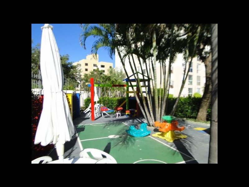 Apartamento à venda Sarandi com 56m² e 2 quartos por R$ 205.000 - 1713106006-areakids.jpg