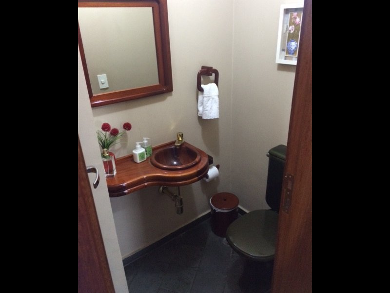 Apartamento à venda Morumbi com 168m² e 3 quartos por R$ 700.000 - 1511564650-lavabo.JPG