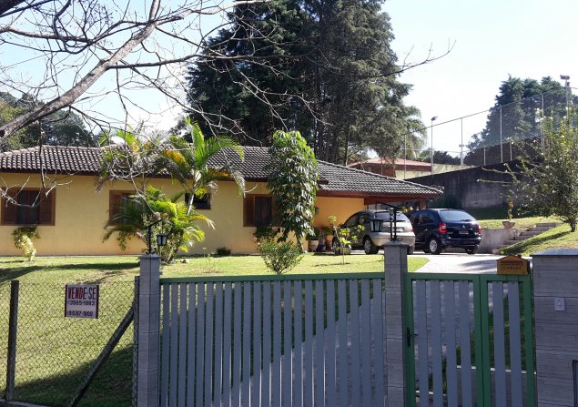 imóvel com 200m²