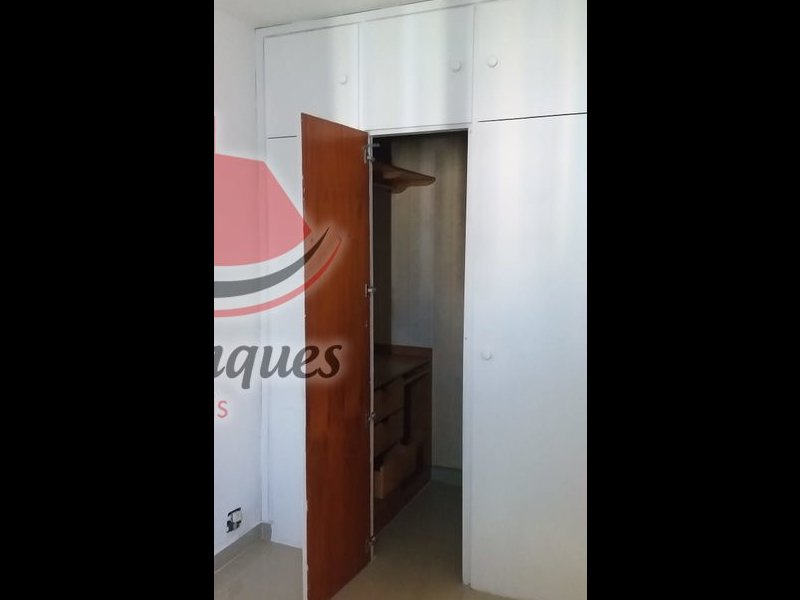 Apartamento à venda Jardim São Bernardo com 52m² e 2 quartos por R$ 250.000 - 571483638-quarto-1-armario.jpg