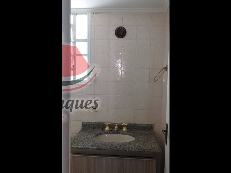 Apartamento à venda Jardim São Bernardo com 52m² e 2 quartos por R$ 250.000 - 721429027-banheiro-gabinete.jpg