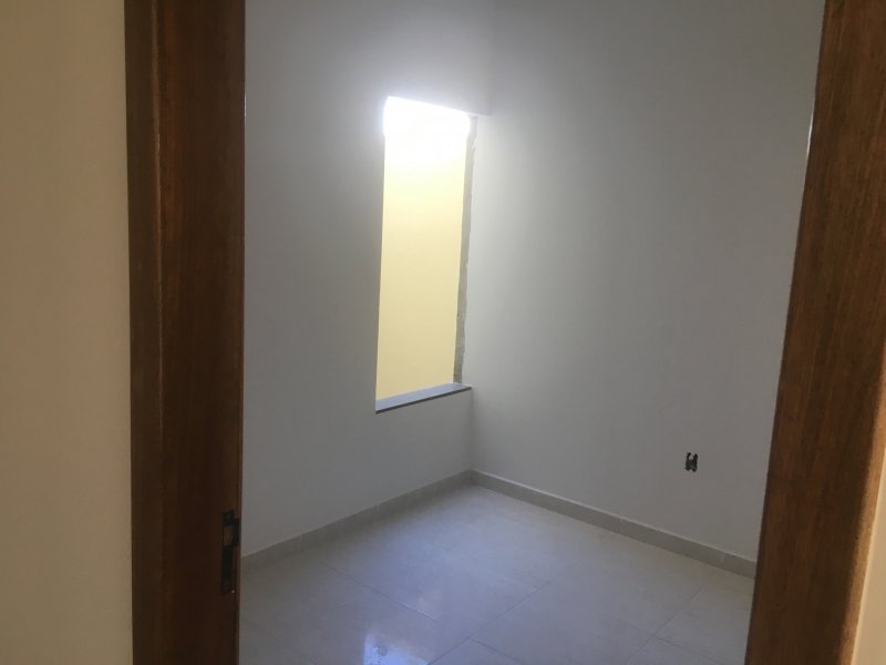 Casa à venda Residencial Goyaz Park com 100m² e 2 quartos por R$ 135.000 - 1429755446-7f8e6a56-f127-4a33-adbf-daaa52adde02.jpeg