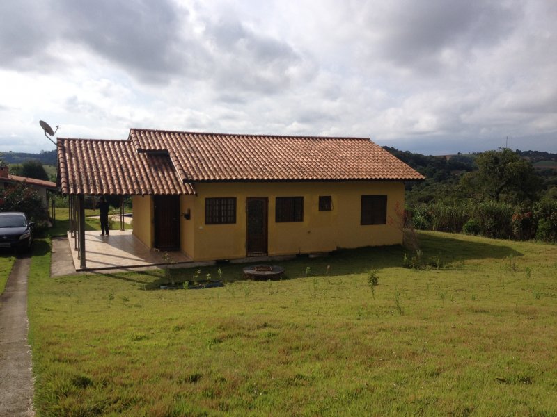 Chácara à venda Centro com 3m² e 2 quartos por R$ 345.000 - 1519259493-img-3541.JPG