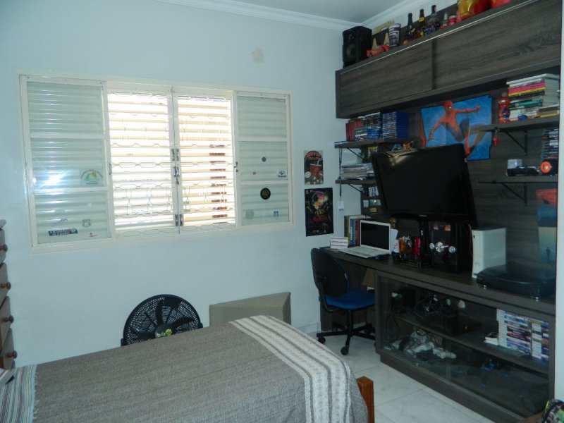 Casa à venda Horto Santo Antonio com 228m² e 3 quartos por R$ 780.000 - 384943036-53653e49-88c9-45a3-ab6f-7bd1dac415d4.jpg