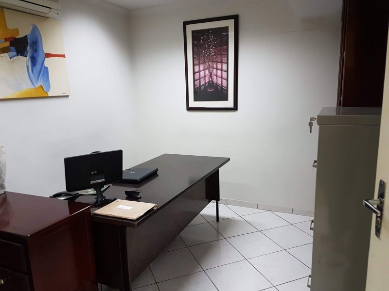 Comercial à venda Centro com 82m² e  quartos por R$ 300.000 - 1423974895-received-1856303364410090.jpeg