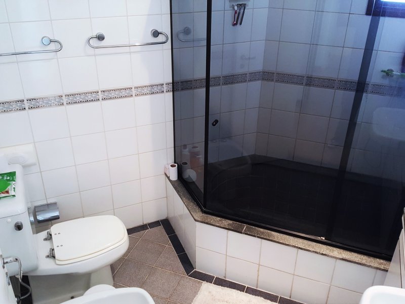 Apartamento à venda Campo Belo com 200m² e 3 quartos por R$ 1.780.000 - 150151974-2o-piso-banheiro-suite-3.jpg