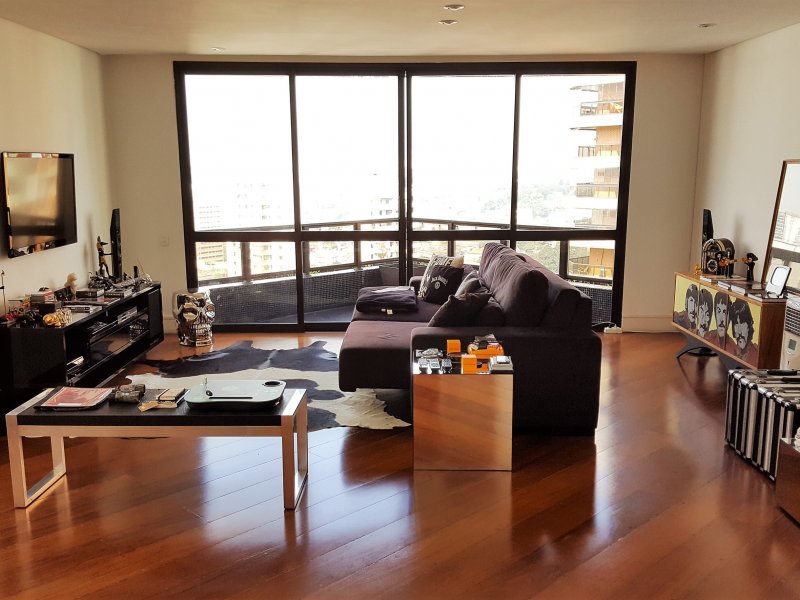 Apartamento à venda Campo Belo com 200m² e 3 quartos por R$ 1.780.000 - 1885184624-1o-piso-living-2.jpg