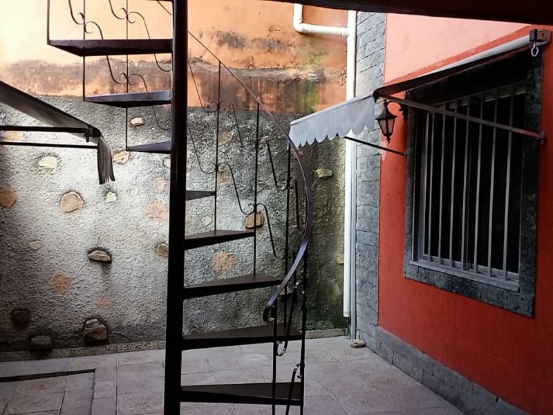 Casa à venda Bangu com 80m² e 2 quartos por R$ 160.000 - 1970970339-quintal.jpg