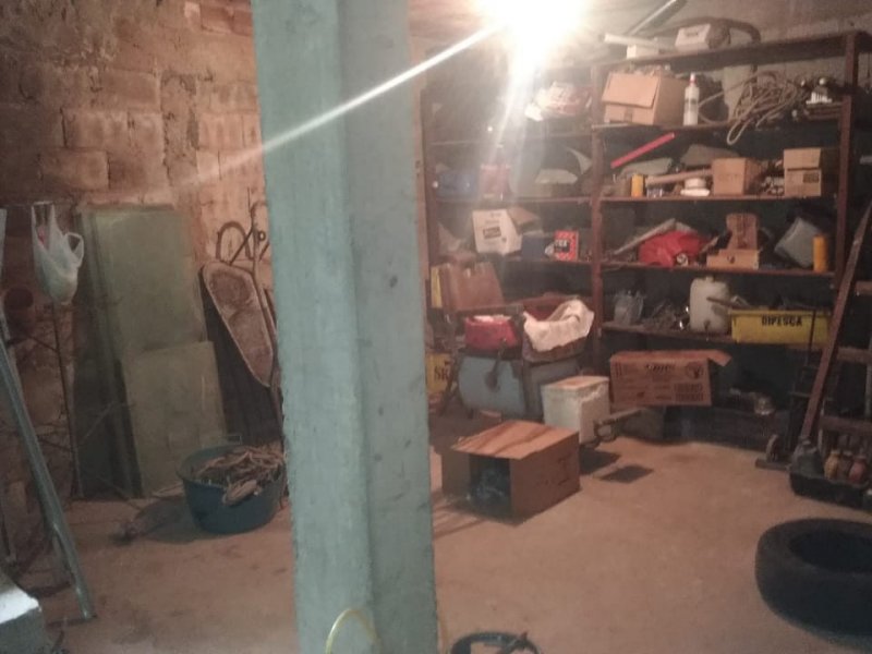 Casa à venda Conjunto Habitacional Águia de Haia com 306m² e 4 quartos por R$ 380.000 - 1726239736-26-porao-deposito.jpeg