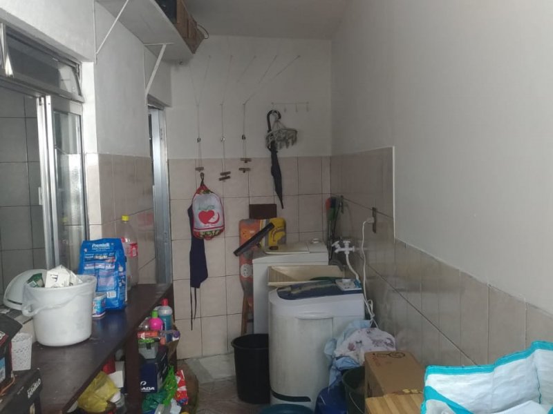 Casa à venda Conjunto Habitacional Águia de Haia com 306m² e 4 quartos por R$ 380.000 - 848876828-11-lavanderia-casa-superior2.jpeg