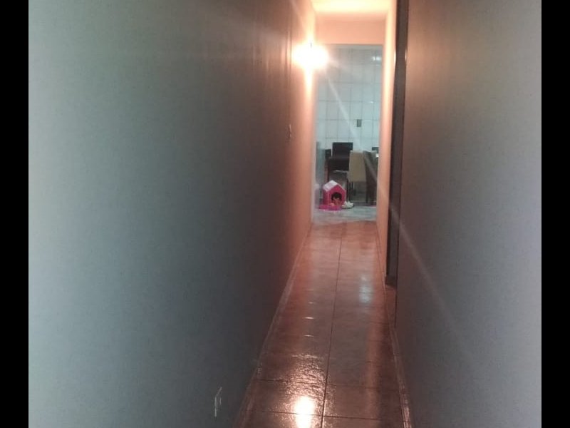 Casa à venda Conjunto Habitacional Águia de Haia com 306m² e 4 quartos por R$ 380.000 - 884796449-17-corredor-casa-superior.jpeg