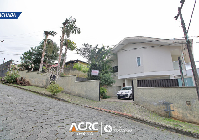 imóvel com 250m²