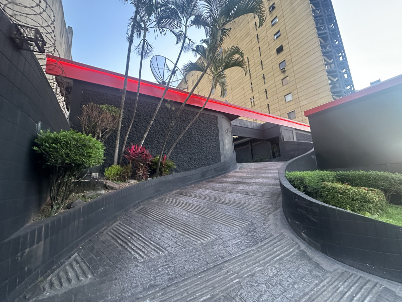 Comercial à venda Itararé com 1141m² e 1 quarto por R$ 15.000.000 - img-3324.jpeg