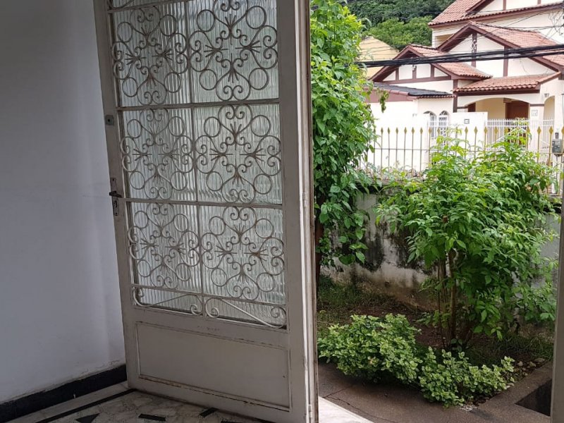 Casa à venda São Lourenço com 300m² e 2 quartos por R$ 450.000 - 2085247492-whatsapp-image-2019-06-05-at-13.jpeg