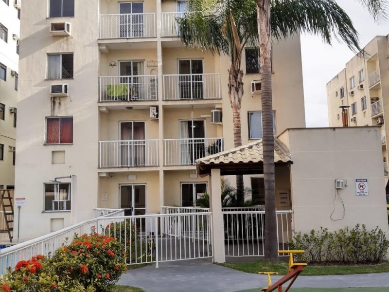 Apartamento à venda Praça Seca com 50m² e 2 quartos por R$ 190.000 - 1314845108-frente-play.jpg