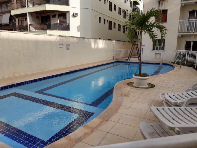 Apartamento à venda Praça Seca com 50m² e 2 quartos por R$ 190.000 - 16728760-piscina.jpg
