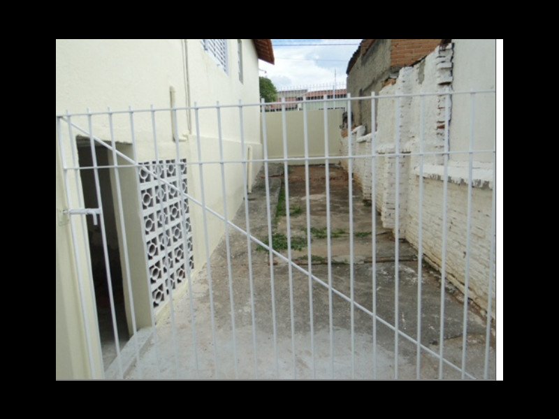 Casa à venda Jardim Bela Vista com 203m² e 2 quartos por R$ 360.000 - 1985279043-img-0273.jpg