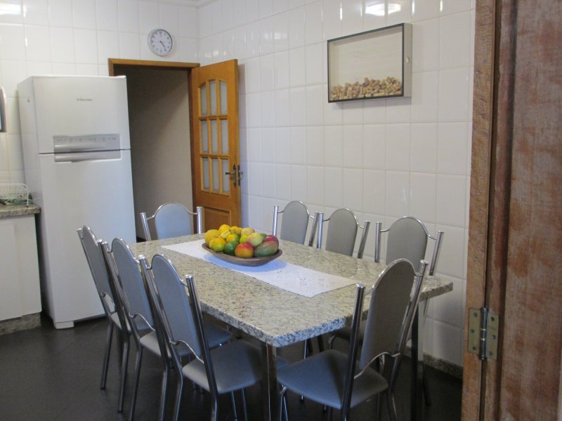 Casa à venda Vila Carolina com 130m² e 4 quartos por R$ 680.000 - 302539045-casa-17.JPG