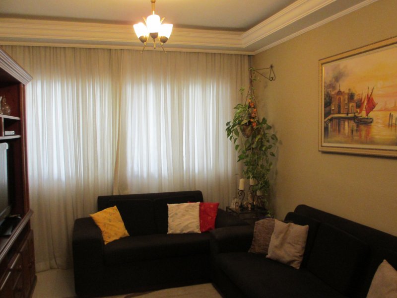 Casa à venda Vila Carolina com 130m² e 4 quartos por R$ 680.000 - 86803326-casa-24.JPG