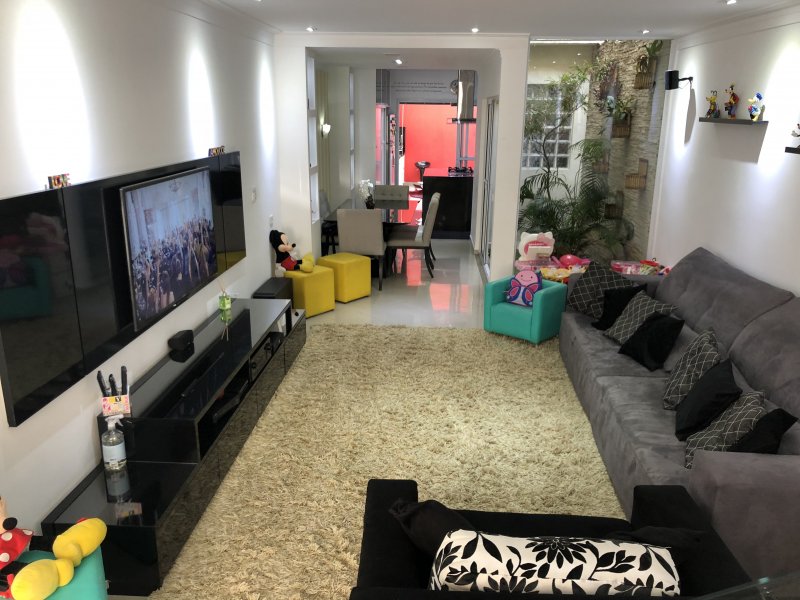 Casa à venda Ipiranga  com 150m² e 3 quartos por R$ 950.000 - 1156229744-dc87f6fd-ee1f-4c6e-b3d3-190587d63145.jpeg
