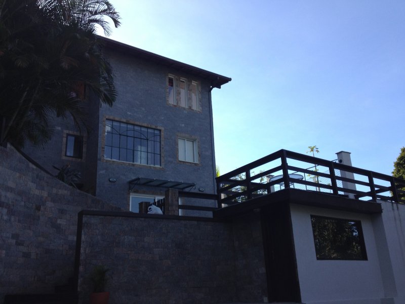 Casa à venda Itaipava com 1140m² e 6 quartos por R$ 1.700.000 - 1629553453-21afd950-8834-4f4a-a45c-718728c15a97.jpeg