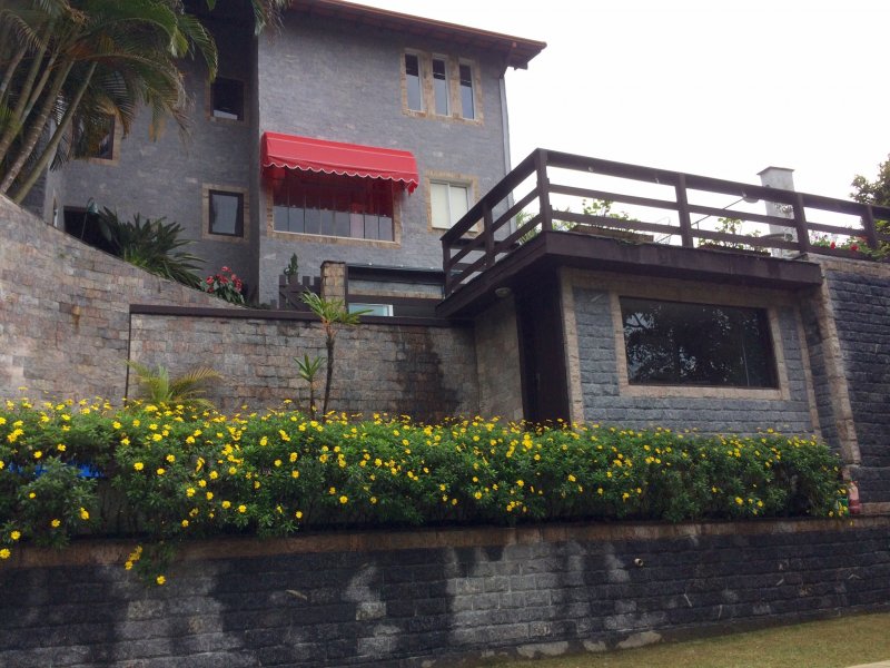 Casa à venda Itaipava com 1140m² e 6 quartos por R$ 1.700.000 - 1964838042-6b6446a3-9d0d-414a-8d32-d5a8e19a3b21.jpeg