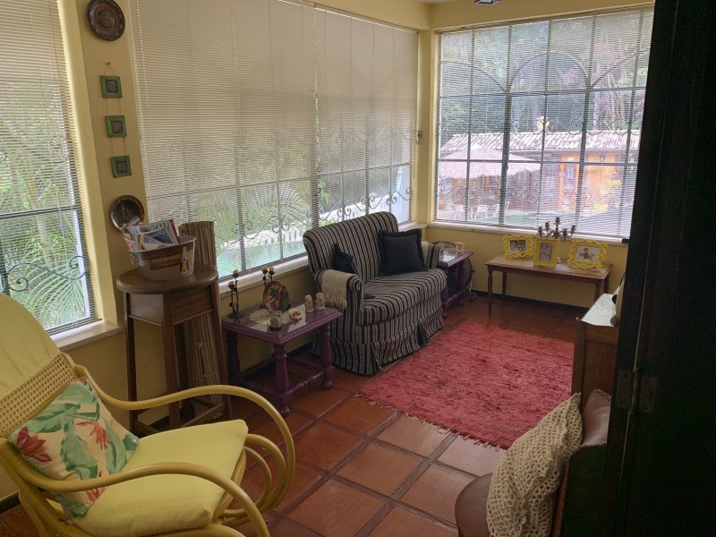 Casa à venda Itaipava com 1140m² e 6 quartos por R$ 1.700.000 - 74068446-daa5a4dc-5785-4395-b53a-ba4b61788d64.jpeg