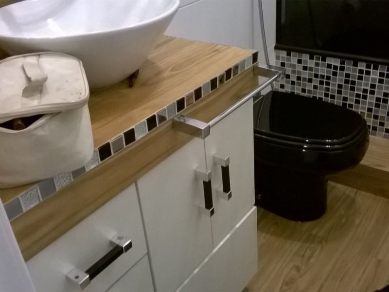 Apartamento à venda Praça da Bandeira com 96m² e 2 quartos por R$ 499.000 - 53929645-banheiro-preto-ruim.jpg