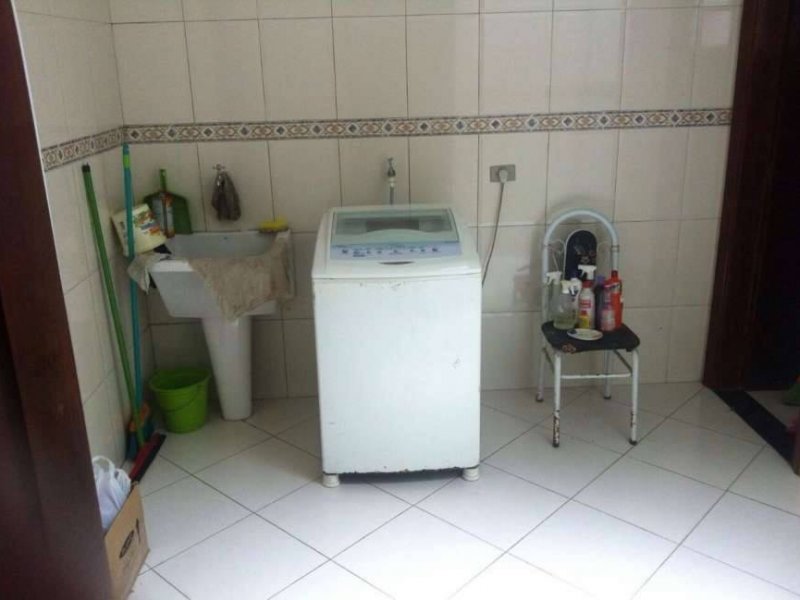 Casa à venda Vila Caiçara com 381m² e 3 quartos por R$ 620.000 - 247409930-img-0595.JPG