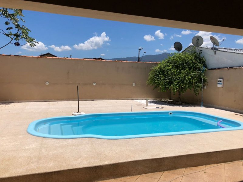 Casa à venda Jardim Rio da Praia com 250m² e 3 quartos por R$ 650.000 - 1118240995-63cd9c66-cd46-4c7f-b0fd-a877bc701f49.jpeg