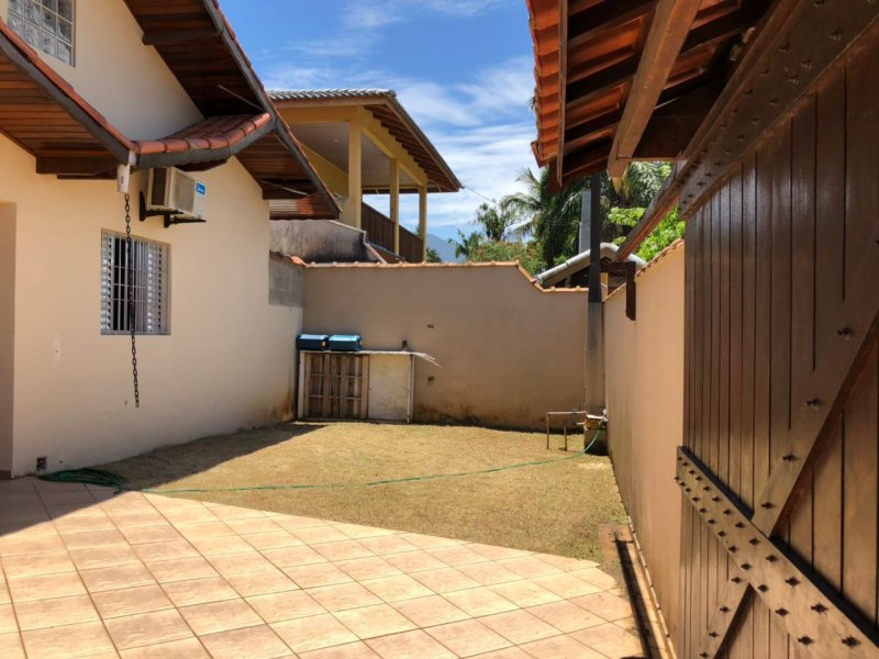 Casa à venda Jardim Rio da Praia com 250m² e 3 quartos por R$ 650.000 - 373894920-484da3a2-e188-4971-a511-db411bd65f45.jpeg