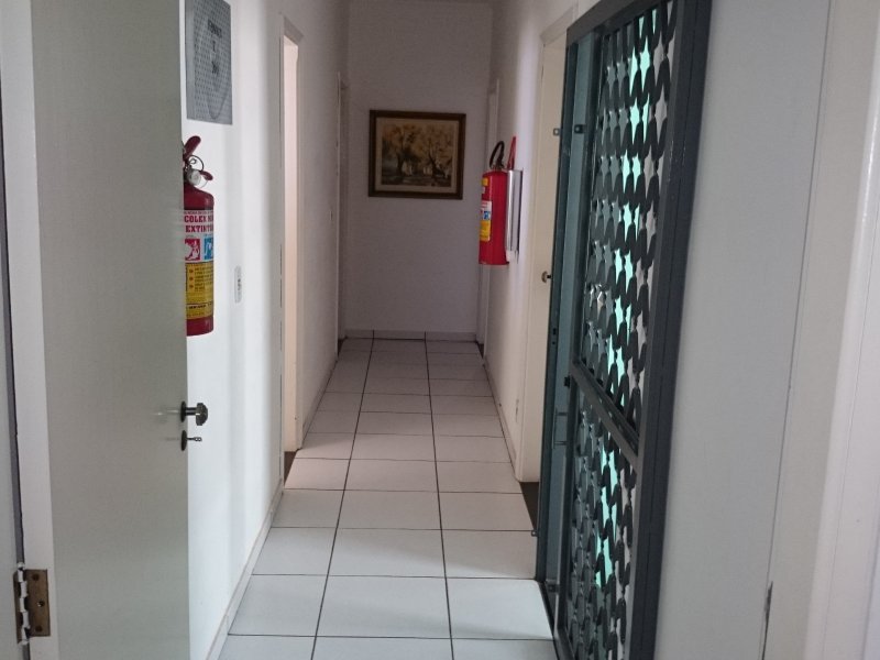 Casa à venda Boa Vista com 440m² e 5 quartos por R$ 890.000 - 1728172553-dsc-0237.JPG