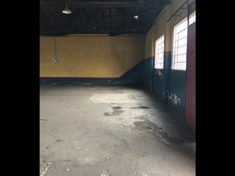 Comercial à venda Centro com 300m² e  quartos por R$ 2.200.000 - 1570719427-img-0438.JPG