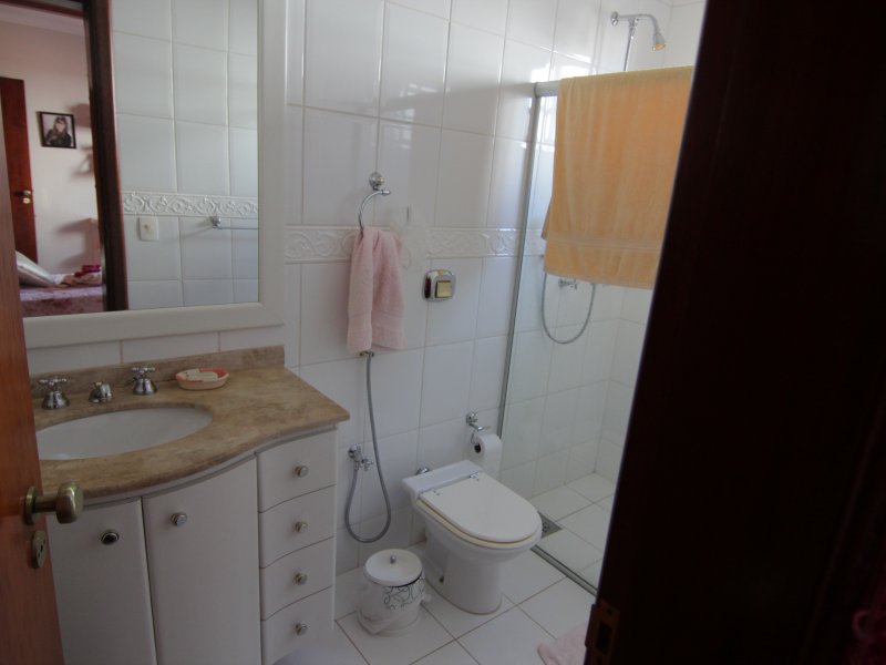 Casa à venda Jardim Colina com 405m² e 4 quartos por R$ 1.300.000 - 971477822-img-2208.JPG