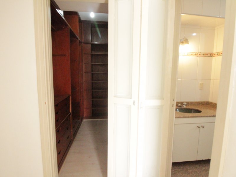 Apartamento à venda Morumbi com 156m² e 3 quartos por R$ 710.000 - 1672810593-img-3923.JPG